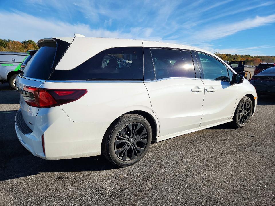Снимка 3 от търг – 2026 HONDA ODYSSEY с VIN 5FNRL6H74TB043233