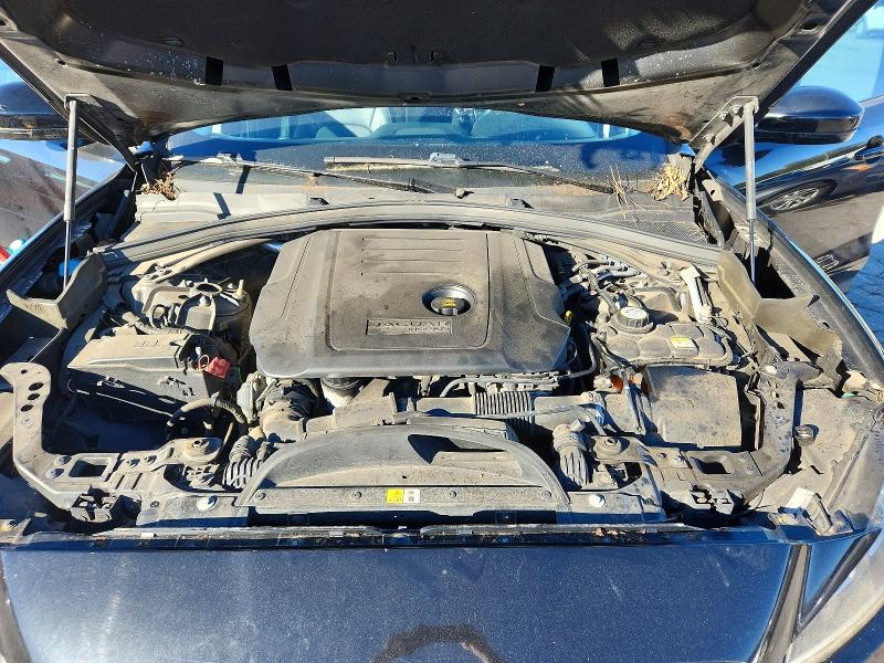 صورة رقم 11 من المزاد - 2018 JAGUAR F-PACE مع VIN SADCJ2FN3JA241866