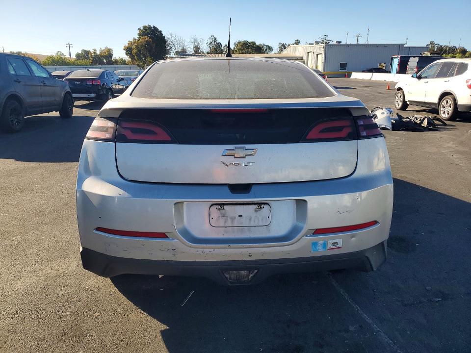 Снимка 6 от търг – 2013 CHEVROLET VOLT с VIN 1G1RE6E47DU135457
