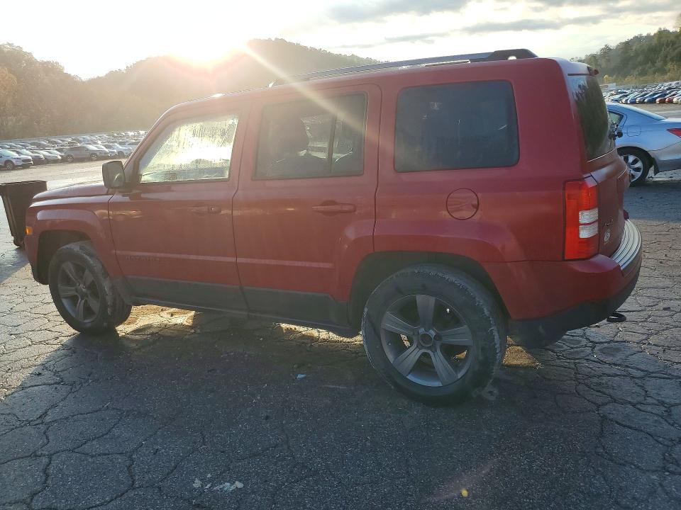 Снимка 2 от търг – 2016 JEEP PATRIOT с VIN 1C4NJRBB6GD681175