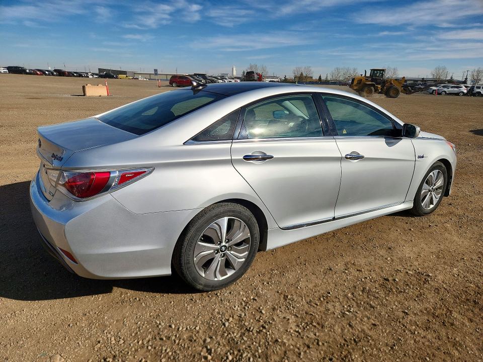 Снимка 3 от търг – 2013 HYUNDAI SONATA с VIN KMHEC4A42DA073050
