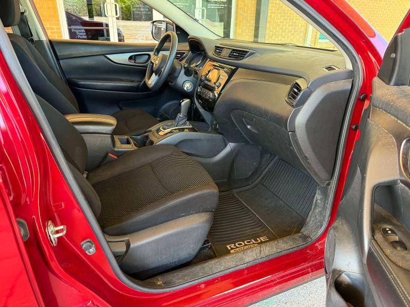 Снимка 5 от търг – 2018 NISSAN ROGUE SPORT с VIN JN1BJ1CR6JW287528