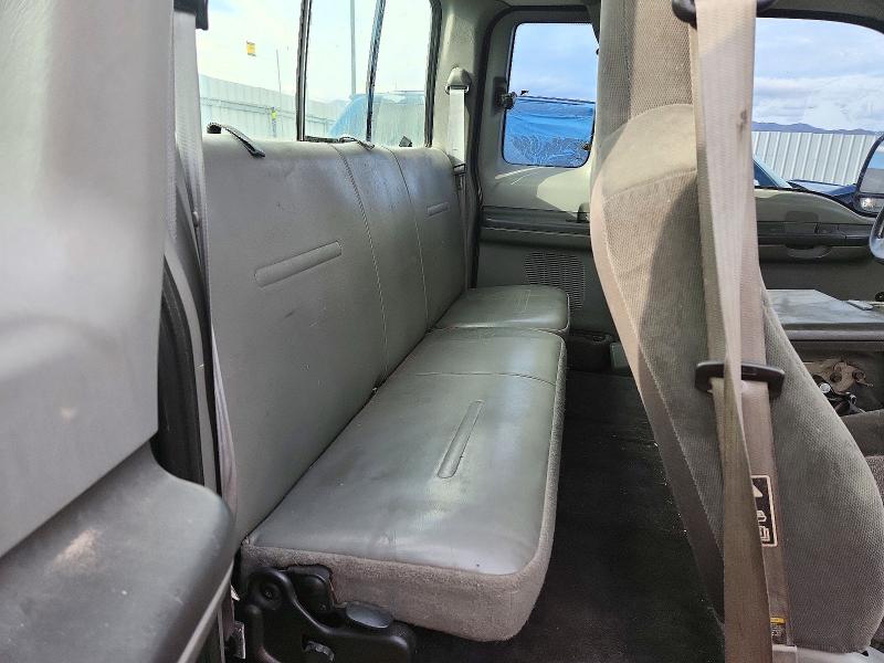 Photo 11 from auction – 2003 FORD F250 with VIN 1FTNX21L93EA08949