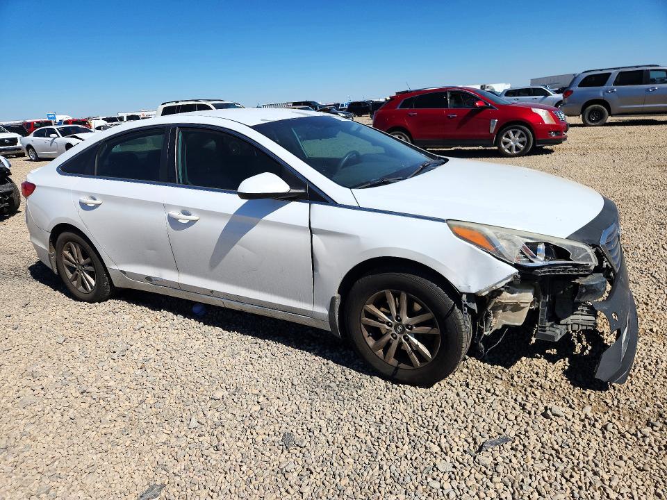 Photo 4 from auction – 2015 HYUNDAI SONATA with VIN 5NPE24AF0FH140460
