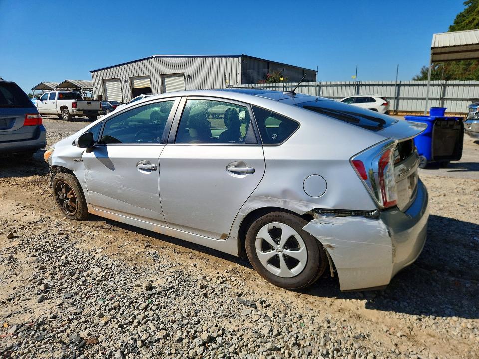 Photo 2 from auction – 2012 TOYOTA PRIUS with VIN JTDKN3DUXC5515958