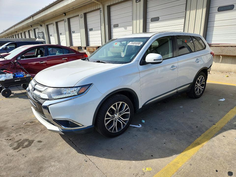2017 MITSUBISHI OUTLANDER - Търг №74404696