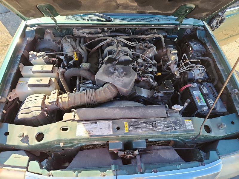 Photo 11 from auction – 2001 MAZDA B4000 with VIN 4F4ZR17E51TM13284