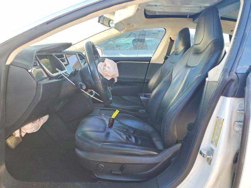 Foto 7 de la subasta – 2013 TESLA MODEL S con VIN 5YJSA1CN3DFP04123