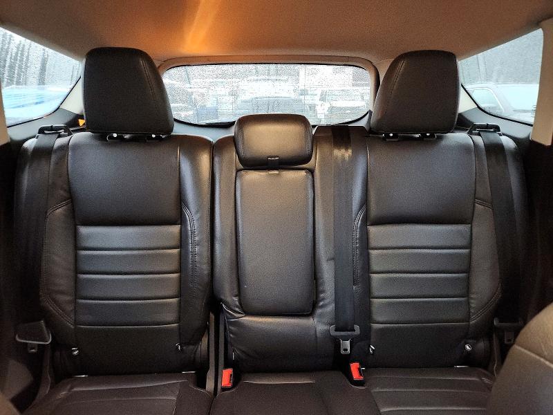 صورة رقم 10 من المزاد - 2017 FORD ESCAPE مع VIN 1FMCU9J90HUC38837