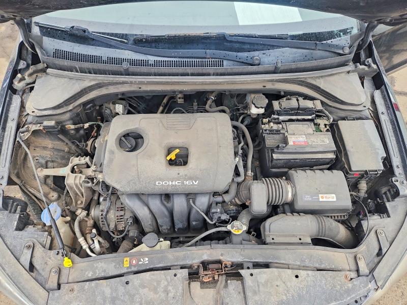 Photo 11 from auction – 2017 HYUNDAI ELANTRA with VIN 5NPD74LF5HH102171
