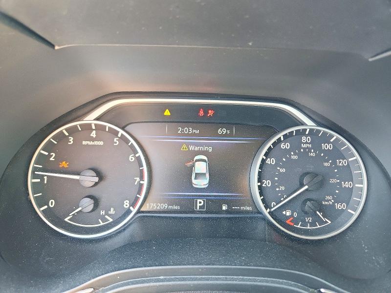 Снимка 9 от търг – 2017 NISSAN MAXIMA с VIN 1N4AA6AP4HC446734