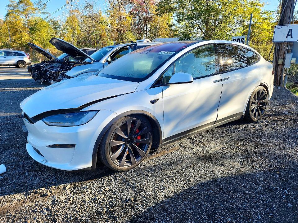 TESLA MODEL X 2024 с VIN 7SAXCBE69RF448592 - Снимка от търг