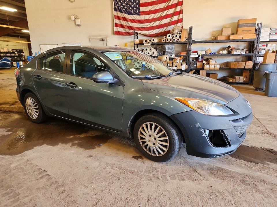 Снимка 4 от търг – 2010 MAZDA 3 с VIN JM1BL1SF2A1276859
