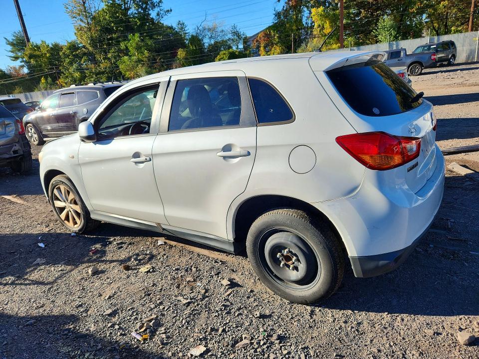 Снимка 2 от търг – 2013 MITSUBISHI OUTLANDER SPORT с VIN 4A4AP3AU9DE016332