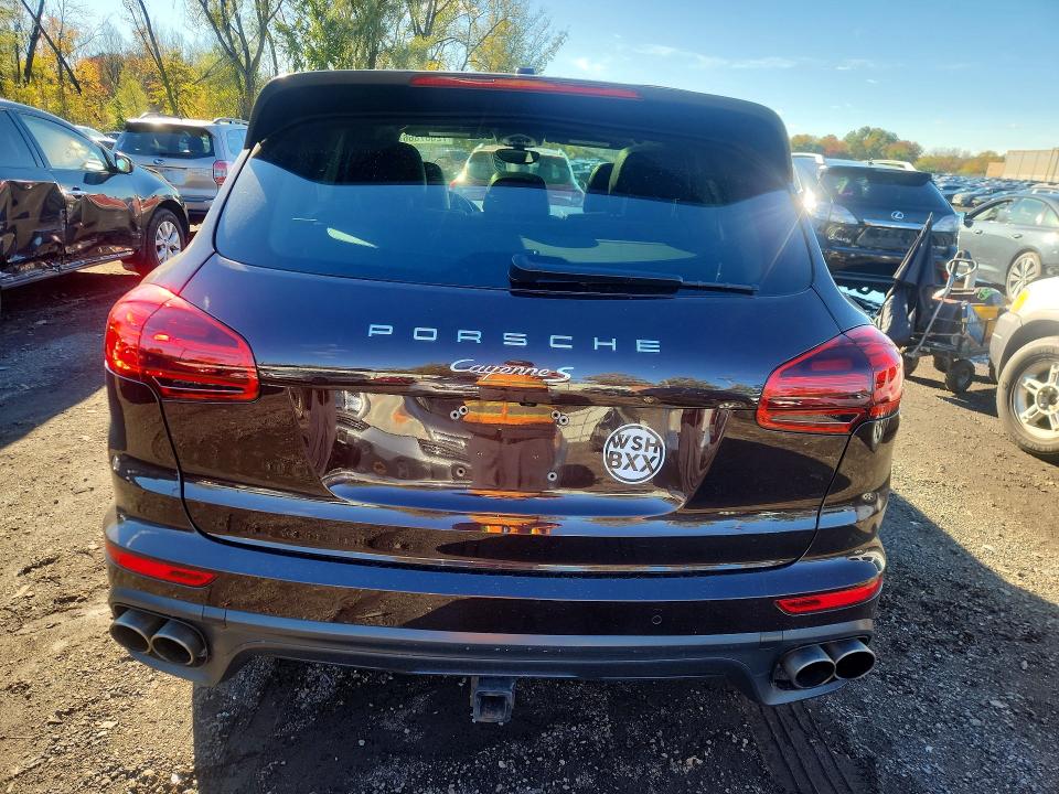 Снимка 6 от търг – 2015 PORSCHE CAYENNE с VIN WP1AB2A26FLA60042