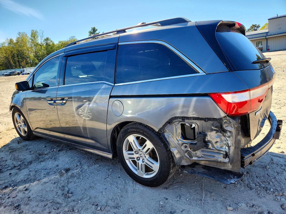 Снимка 2 от търг – 2012 HONDA ODYSSEY с VIN 5FNRL5H90CB135175