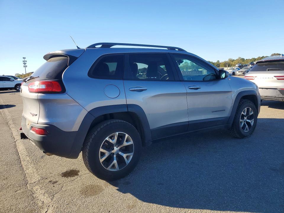 Снимка 3 от търг – 2014 JEEP CHEROKEE с VIN 1C4PJMBSXEW104176