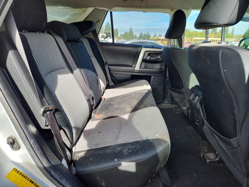Снимка 11 от търг – 2018 TOYOTA 4RUNNER с VIN JTEBU5JR0J5525681