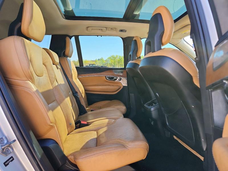 Zdjęcie 11 z aukcji – 2016 VOLVO XC90 z VIN YV4A22PLXG1088096