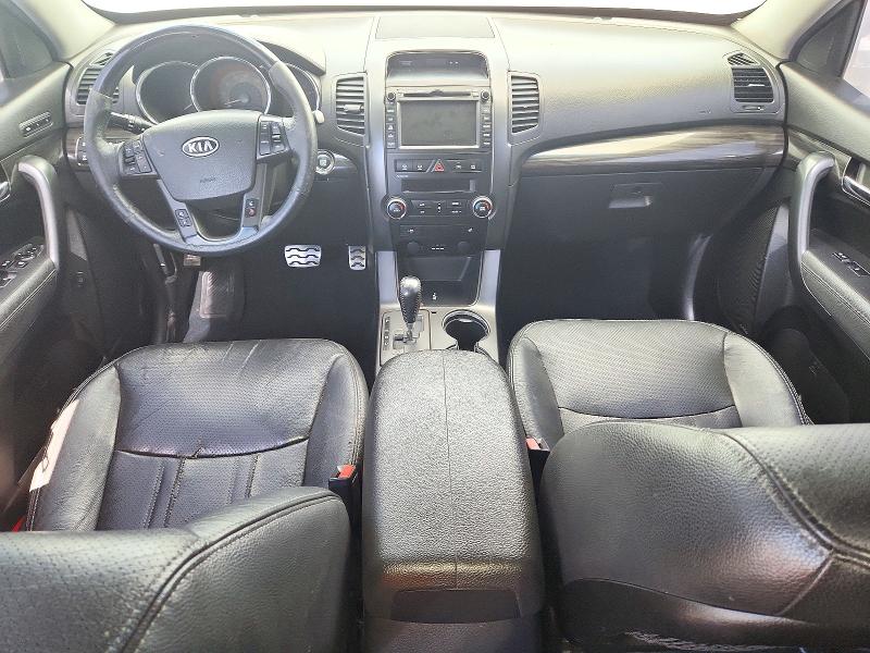 Photo 8 from auction – 2012 KIA SORENTO with VIN 5XYKWDA29CG279400