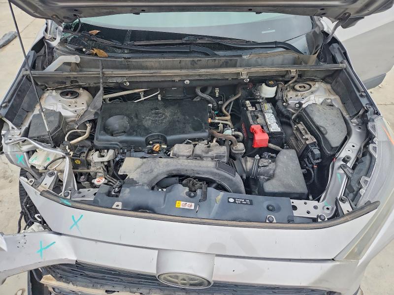 Снимка 12 от търг – 2021 TOYOTA RAV4 с VIN 2T3H1RFVXMC104179