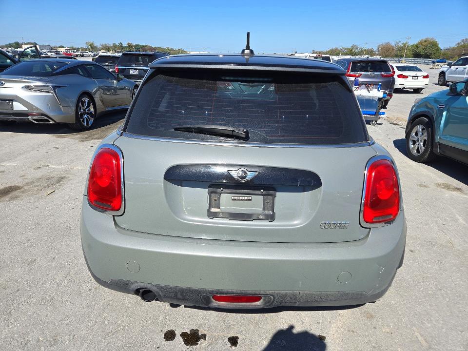 Zdjęcie 6 z aukcji – 2016 MINI COOPER z VIN WMWXP5C57G2D15021