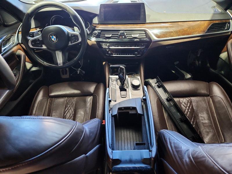 Photo 8 from auction – 2018 BMW M550XI with VIN WBAJB9C57JG463995