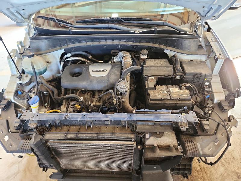 Снимка 12 от търг – 2016 HYUNDAI TUCSON с VIN KM8J33A2XGU245769