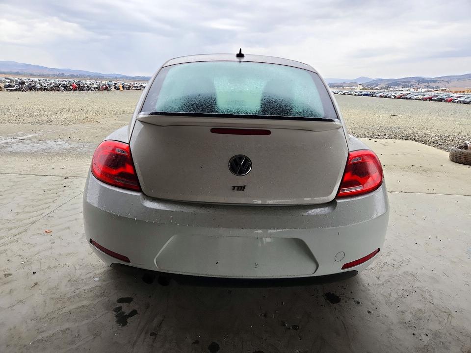 Снимка 6 от търг – 2013 VOLKSWAGEN BEETLE с VIN 3VWRL7AT0DM656246