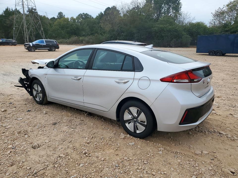 Снимка 2 от търг – 2017 HYUNDAI IONIQ с VIN KMHC65LC8HU052409