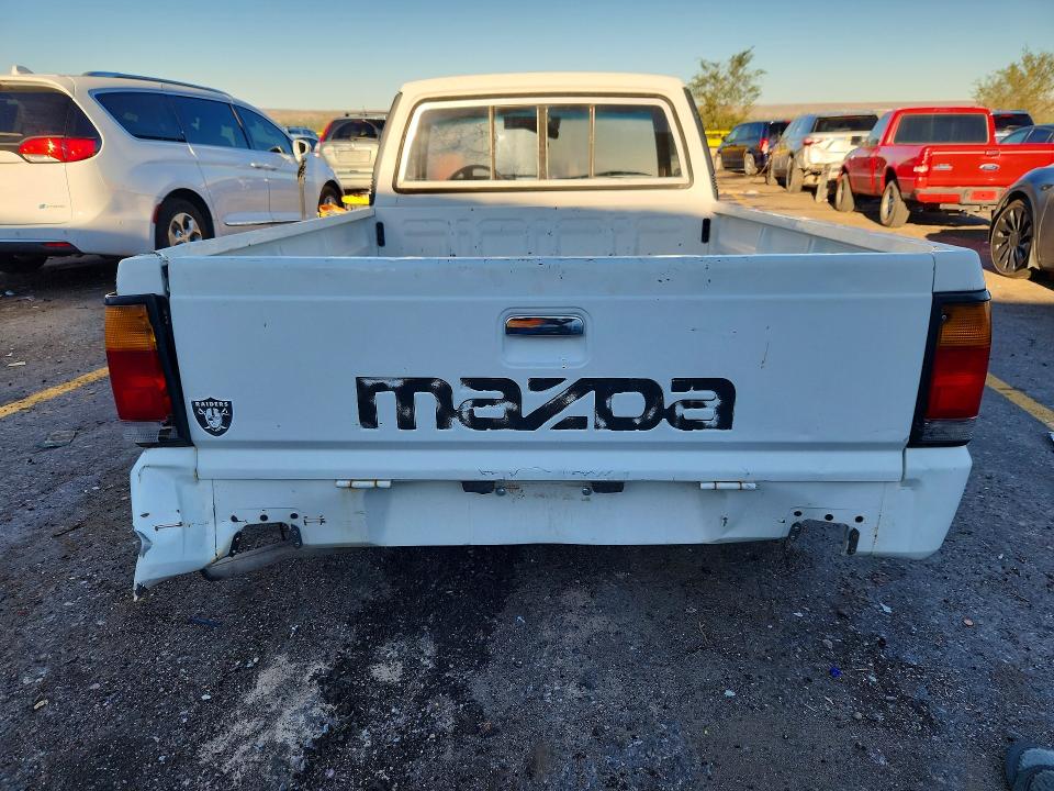 Снимка 6 от търг – 1987 MAZDA B-SERIES с VIN JM2UF1118H0518541