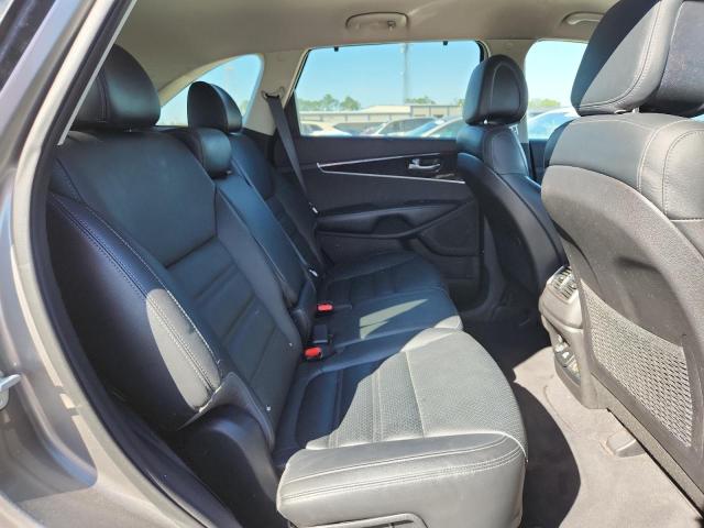 Photo 11 from auction – 2016 KIA SORENTO with VIN 5XYPH4A18GG029398