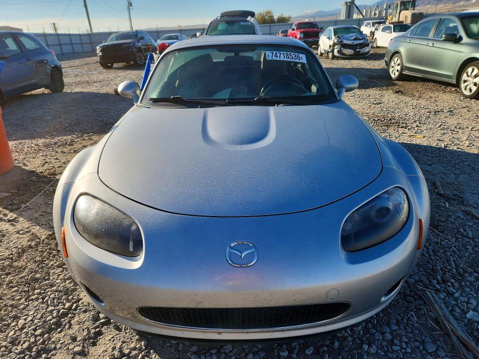 Снимка 5 от търг – 2008 MAZDA MX-5 MIATA с VIN JM1NC26F880147957
