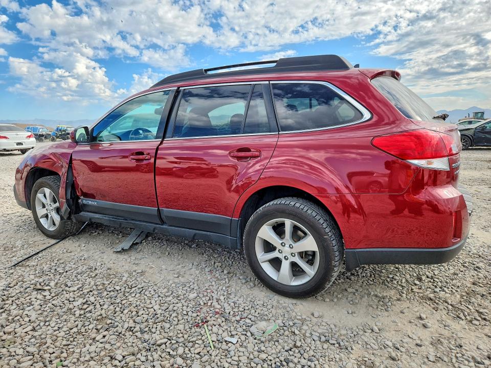 Photo 2 from auction – 2013 SUBARU OUTBACK with VIN 4S4BRBJC4D3252174