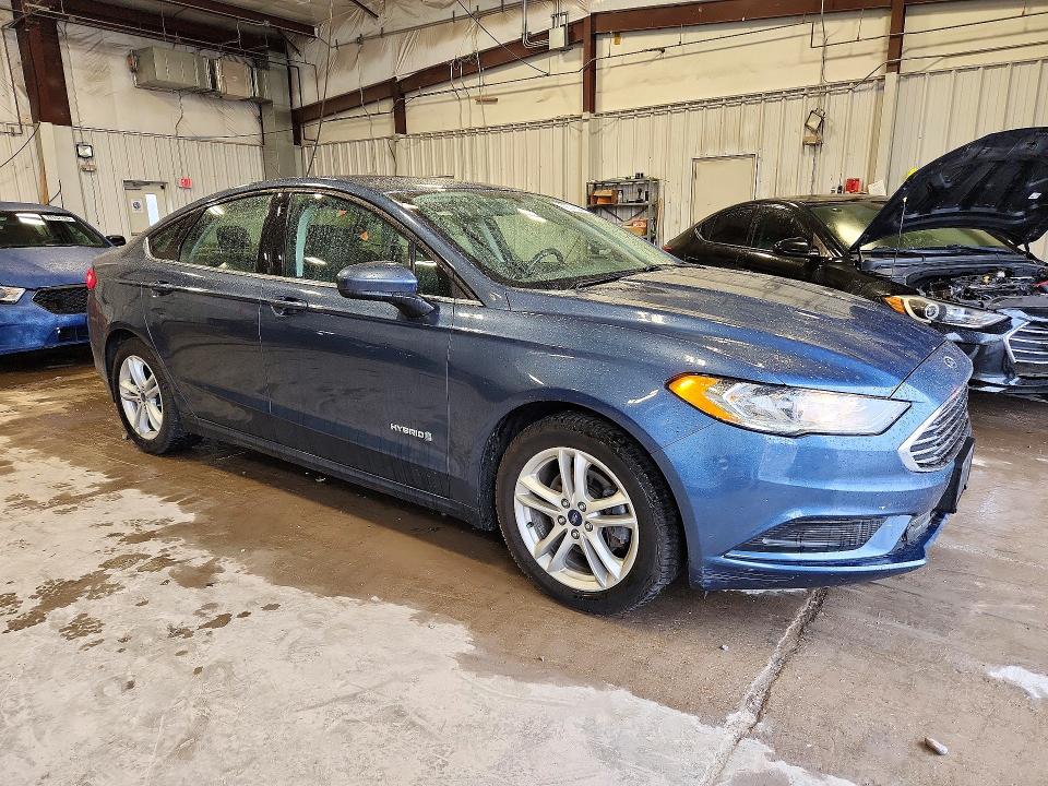 Photo 4 from auction – 2018 FORD FUSION with VIN 3FA6P0LU9JR232396