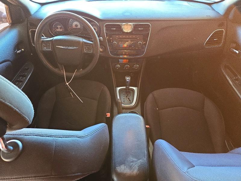 Снимка 8 от търг – 2013 CHRYSLER 200 с VIN 1C3CCBAB2DN568781