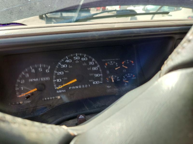 Снимка 9 от търг – 1999 CHEVROLET TAHOE с VIN 1GNEK13R0XJ416237