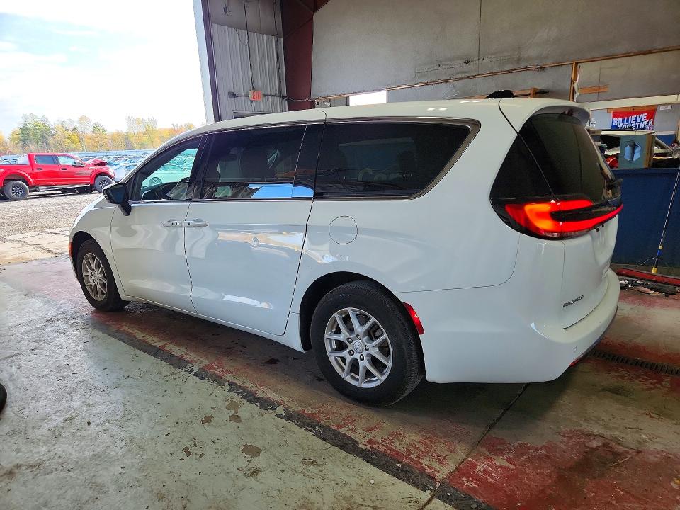 Снимка 2 от търг – 2025 CHRYSLER PACIFICA с VIN 2C4RC1BG8SR614771
