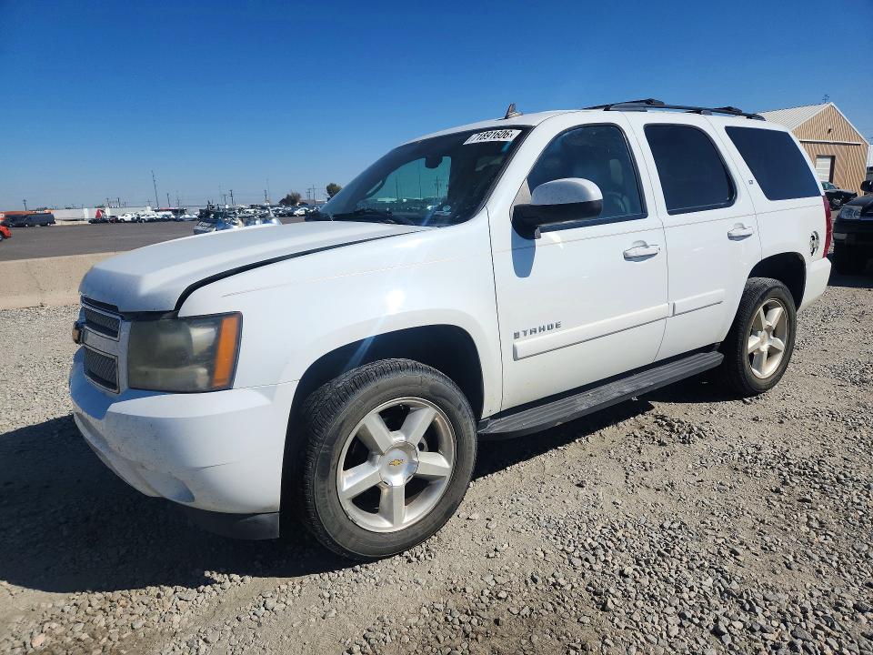 CHEVROLET TAHOE 2008 with VIN 1GNFK13068J174013 - Photo from auction