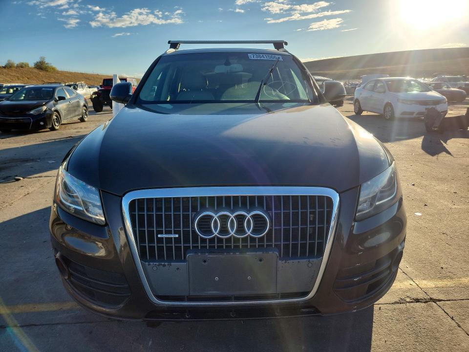 Снимка 5 от търг – 2011 AUDI Q5 с VIN WA1LFAFP3BA045382
