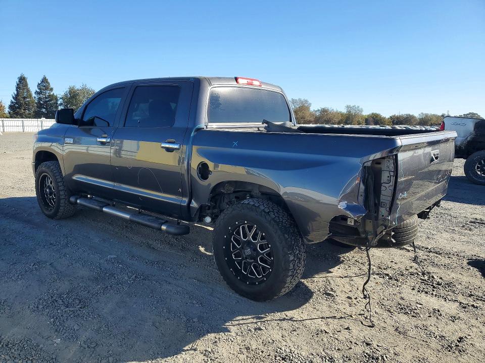 Снимка 2 от търг – 2016 TOYOTA TUNDRA с VIN 5TFAY5F12GX503928