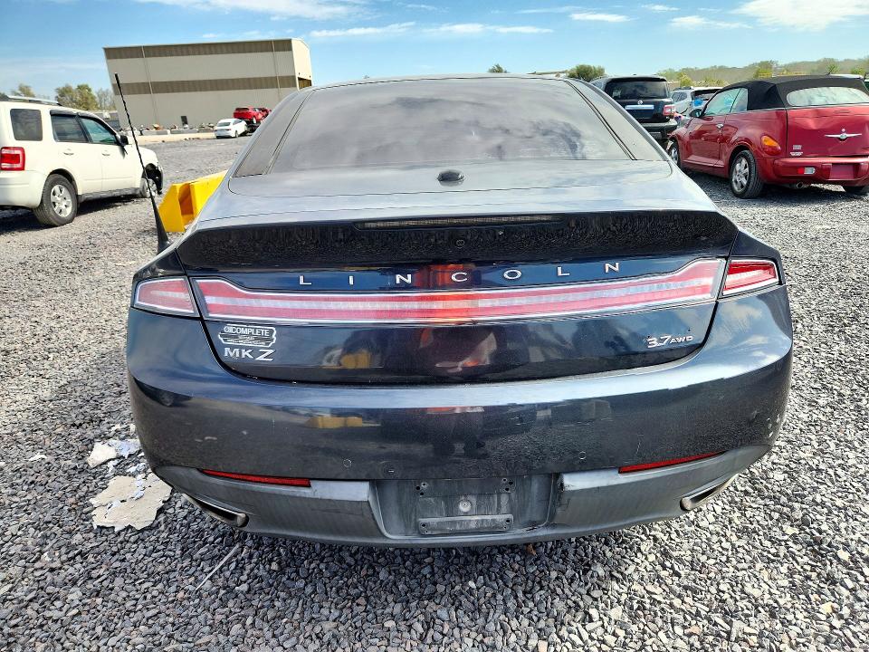 Zdjęcie 6 z aukcji – 2014 LINCOLN MKZ z VIN 3LN6L2JK8ER815238