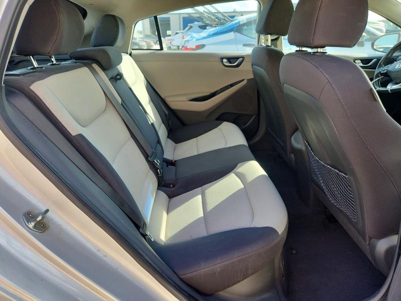 Photo 10 from auction – 2017 HYUNDAI IONIQ with VIN KMHC75LCXHU024589