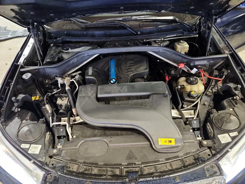 Zdjęcie 12 z aukcji – 2016 BMW X5 z VIN 5UXKT0C59G0S77410