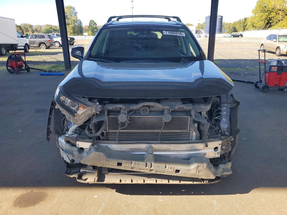 Photo 5 from auction – 2019 TOYOTA RAV4 with VIN 2T3MWRFV4KW046016