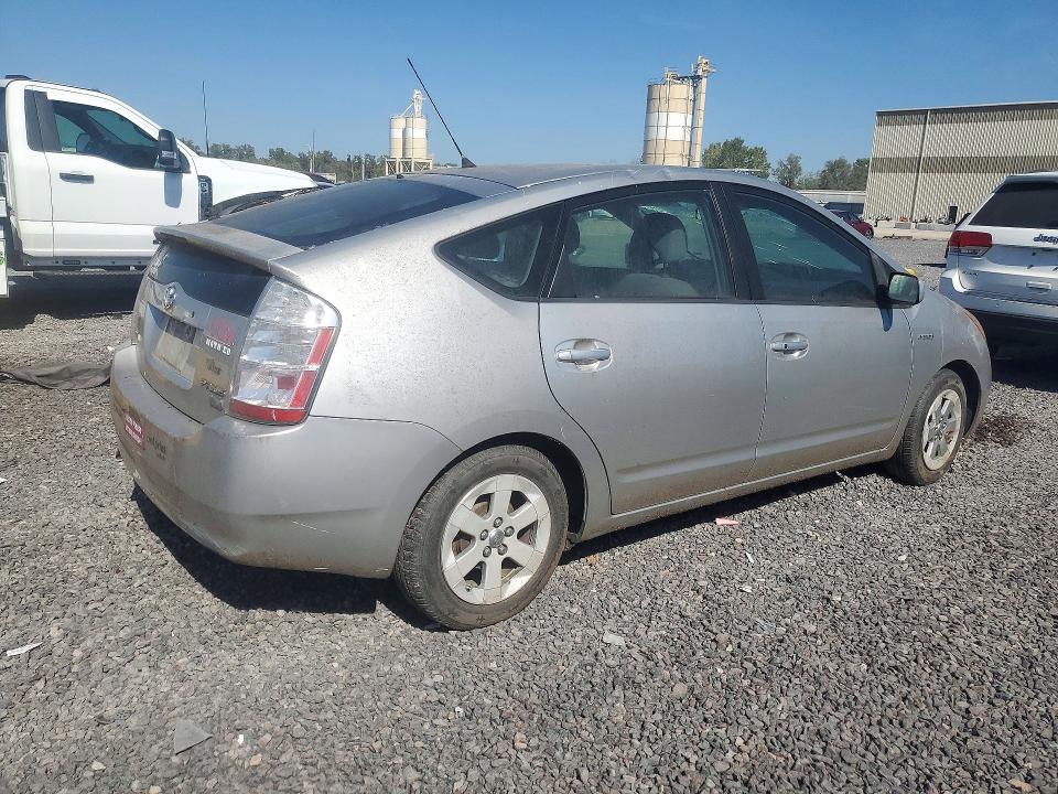 Снимка 3 от търг – 2009 TOYOTA PRIUS с VIN JTDKB20U493532042