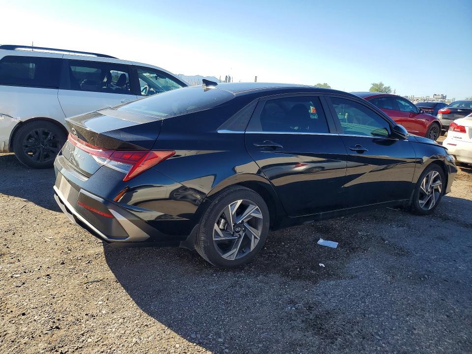 Снимка 3 от търг – 2024 HYUNDAI ELANTRA с VIN KMHLS4DG9RU833075