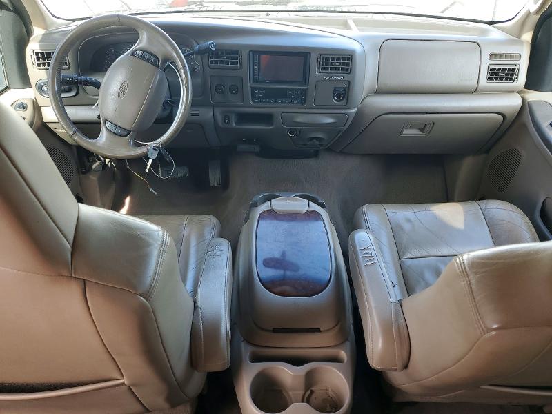 صورة رقم 8 من المزاد - 2002 FORD EXCURSION مع VIN 1FMNU42F62EB24696