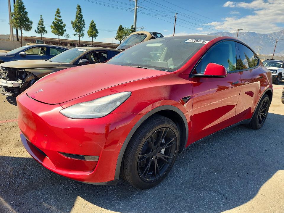 TESLA MODEL Y 2021 z numerem VIN 5YJYGDED0MF134189 - Zdjęcie z aukcji