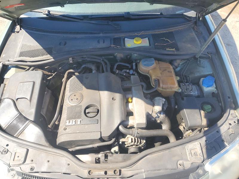 Снимка 11 от търг – 2002 VOLKSWAGEN PASSAT с VIN WVWPD63B32P365141